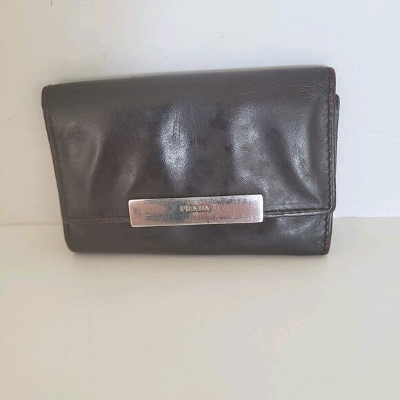 Authentic Prada Multicles 5 Key Holder Hooks Case Brown Small Wallet Leather - Picture 1 of 13